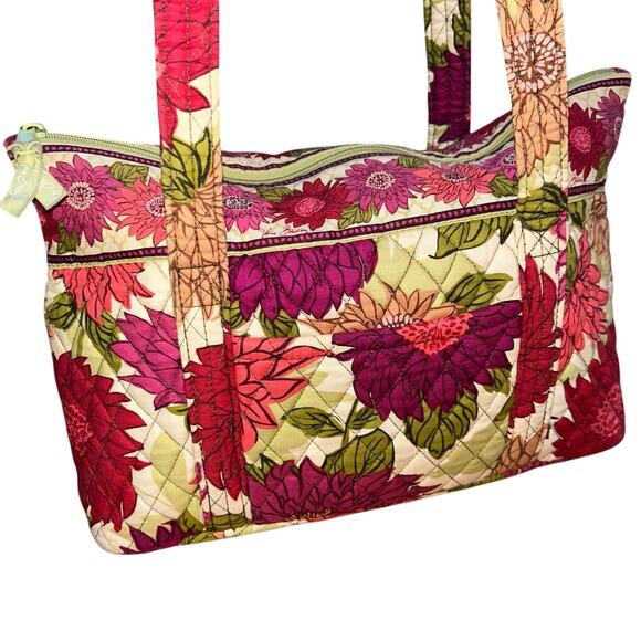 Vera Bradley "Hello Dahlia" Handbag Pink Flowers Quilted Shoulder Bag Tote Purse - Picture 5 of 11